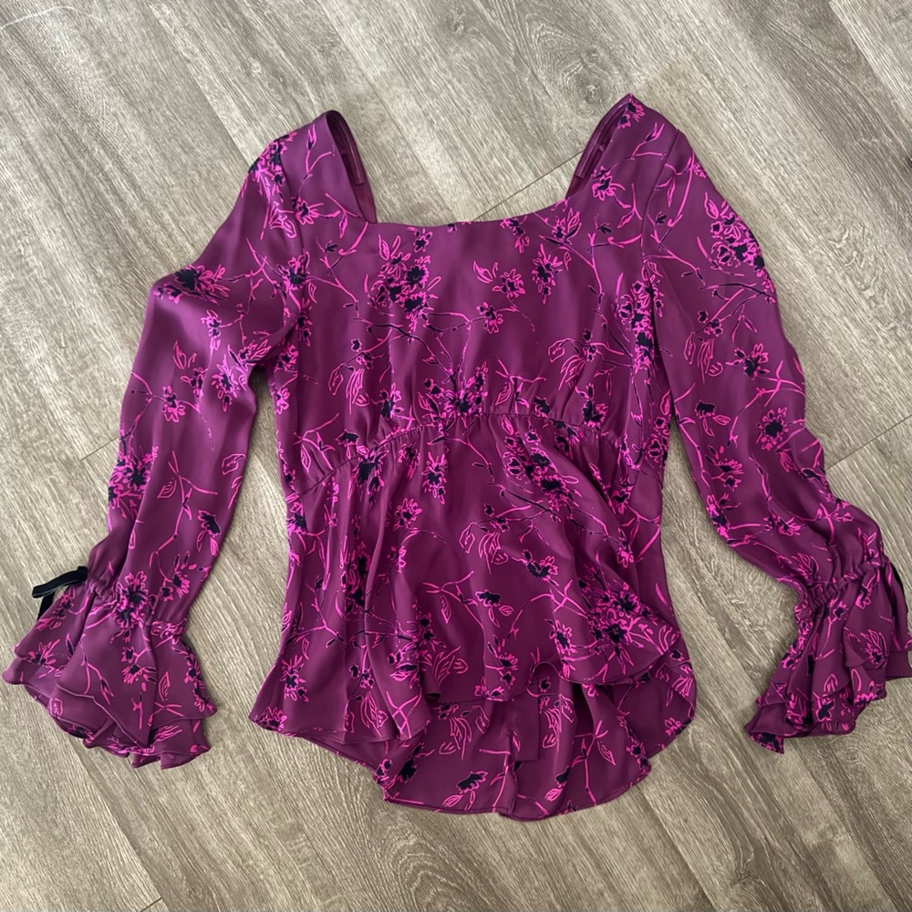 Cinq a Sept Mabel Floral Print Silk Top In Raspberry Multi - Picture 5 of 9